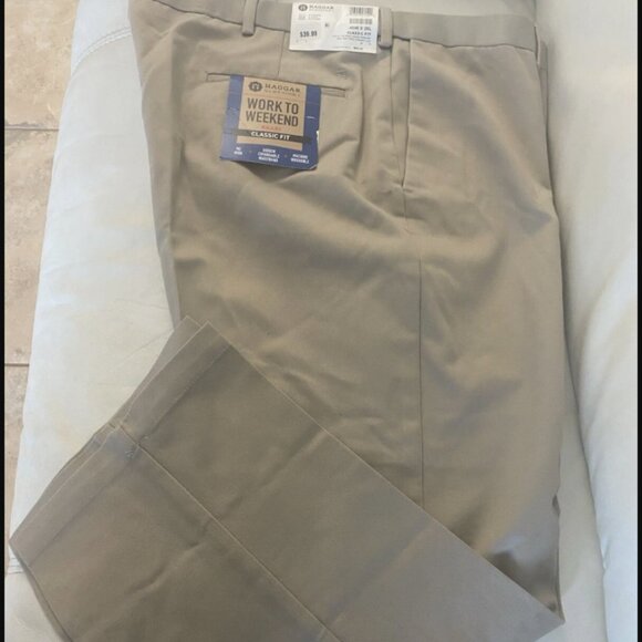 Haggar Clothing Men's 40X29 Khaki Pants Classic Fit Work To Weekend New w/ tags - Picture 1 of 8